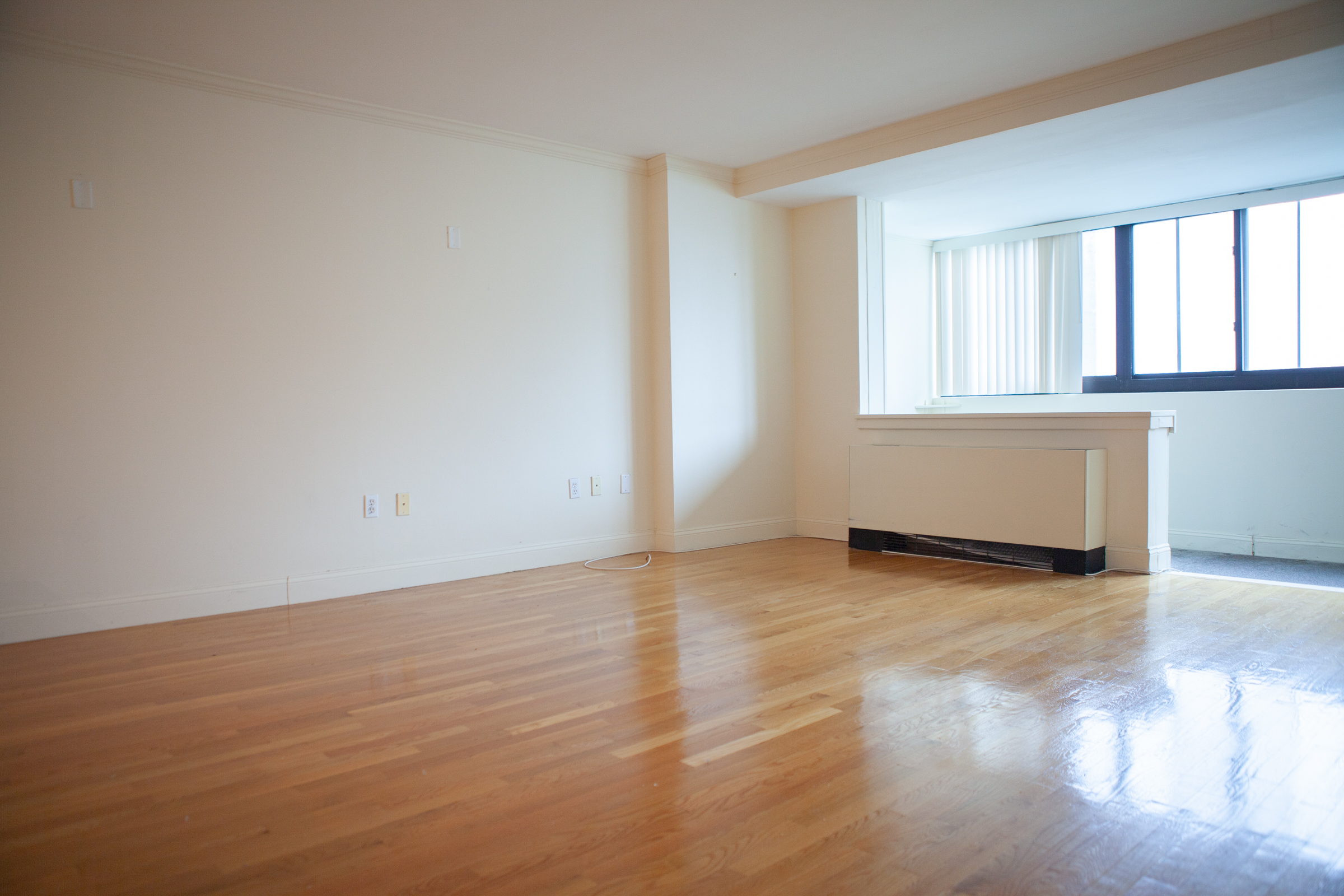 Studio bed, 1 bath apartment for rent at 2 Hawthorne Pl Unit 15F, West End — photo 1 of 11