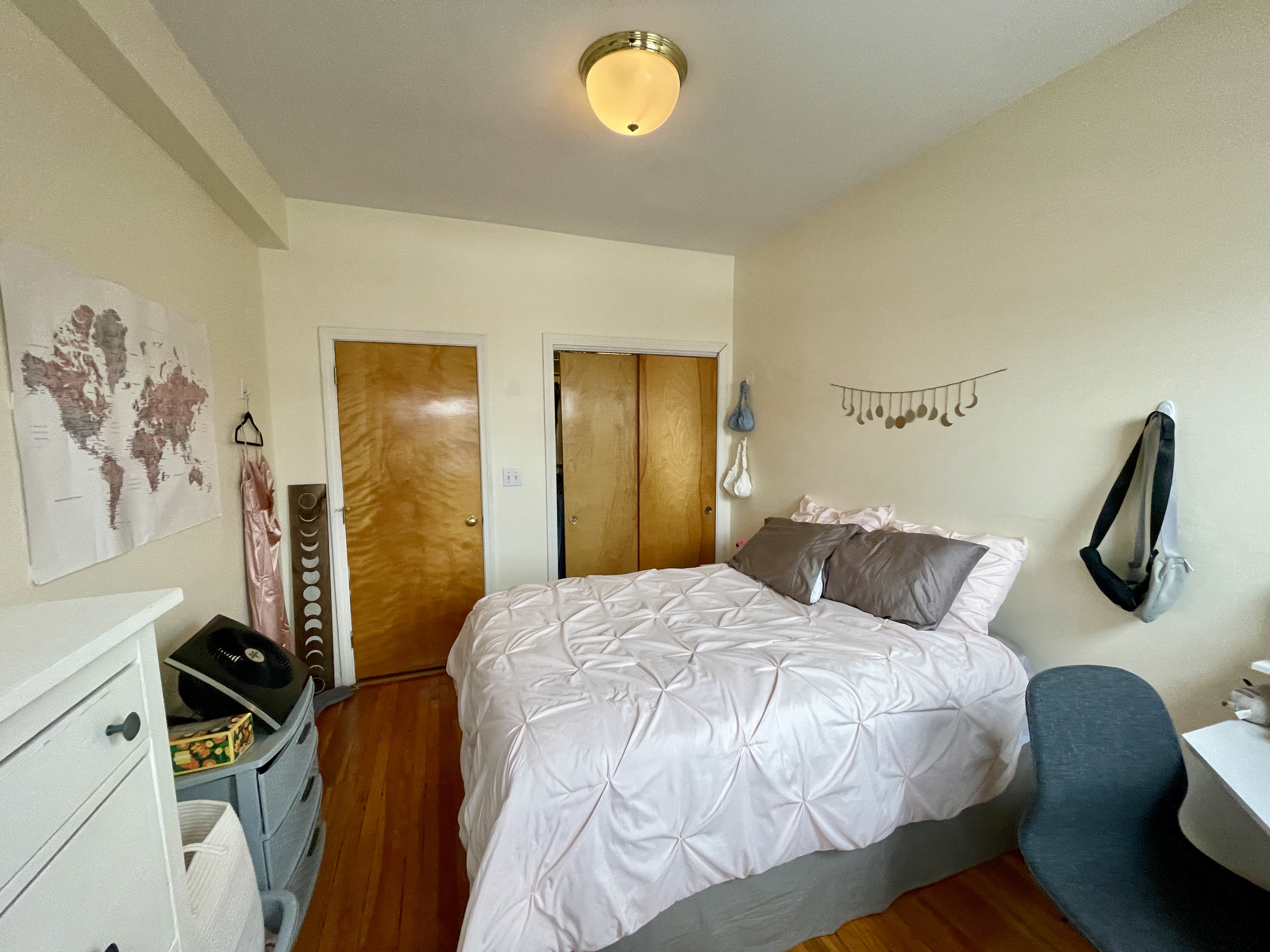 206 Chestnut Hill Ave, Brighton