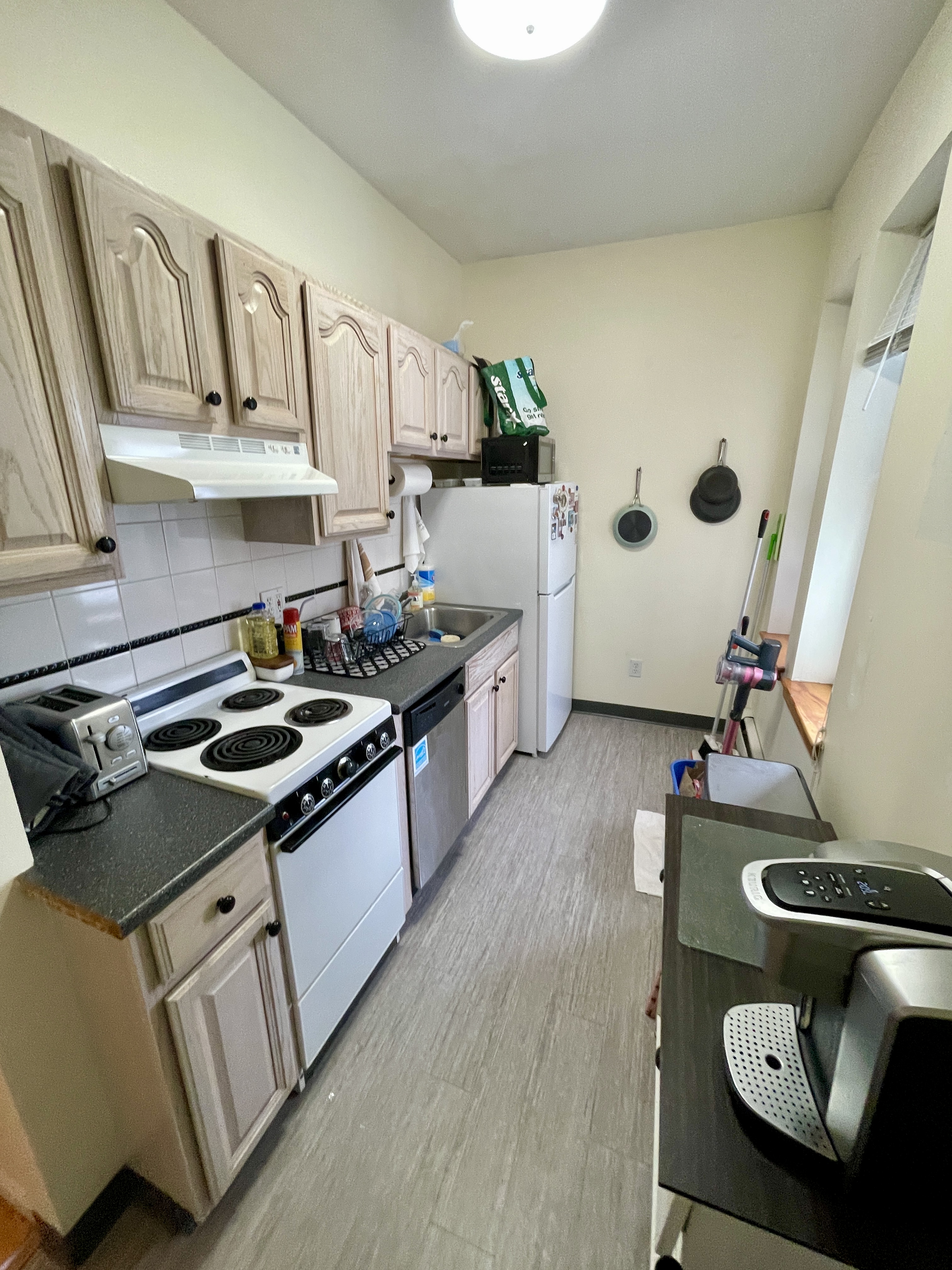 206 Chestnut Hill Ave, Brighton