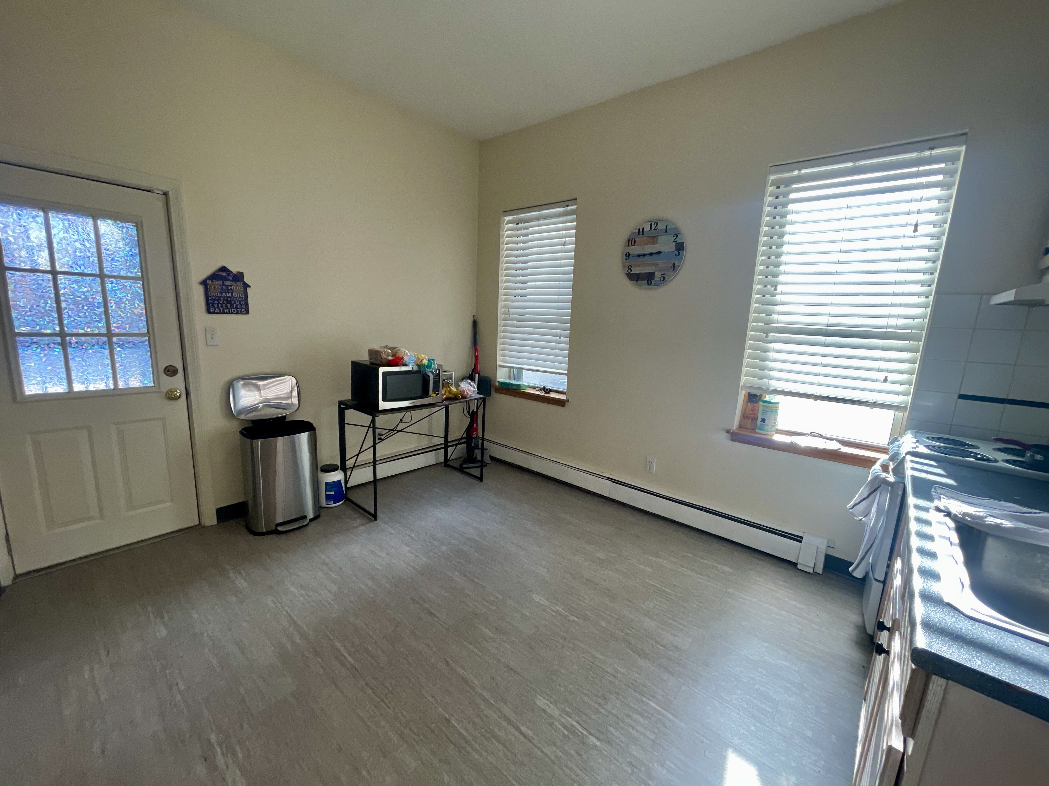 206 Chestnut Hill Ave, Brighton