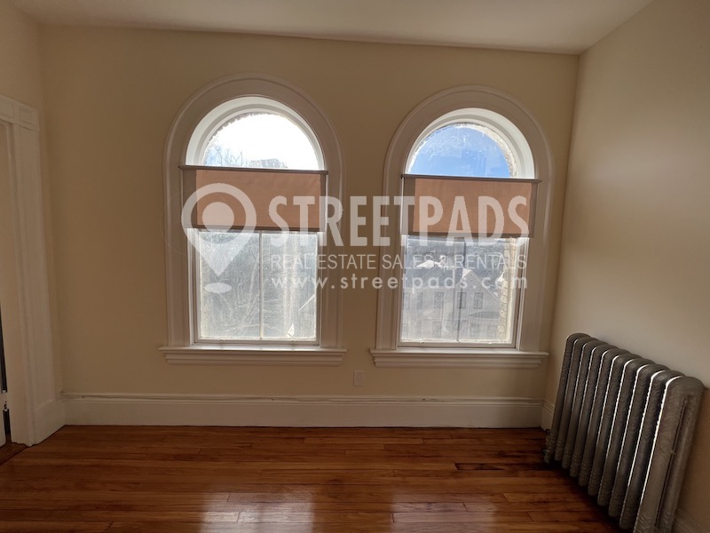 1 bed, 1 bath apartment for rent at 2 Ware St Unit 404, Jamaica Plain — photo 9 of 17