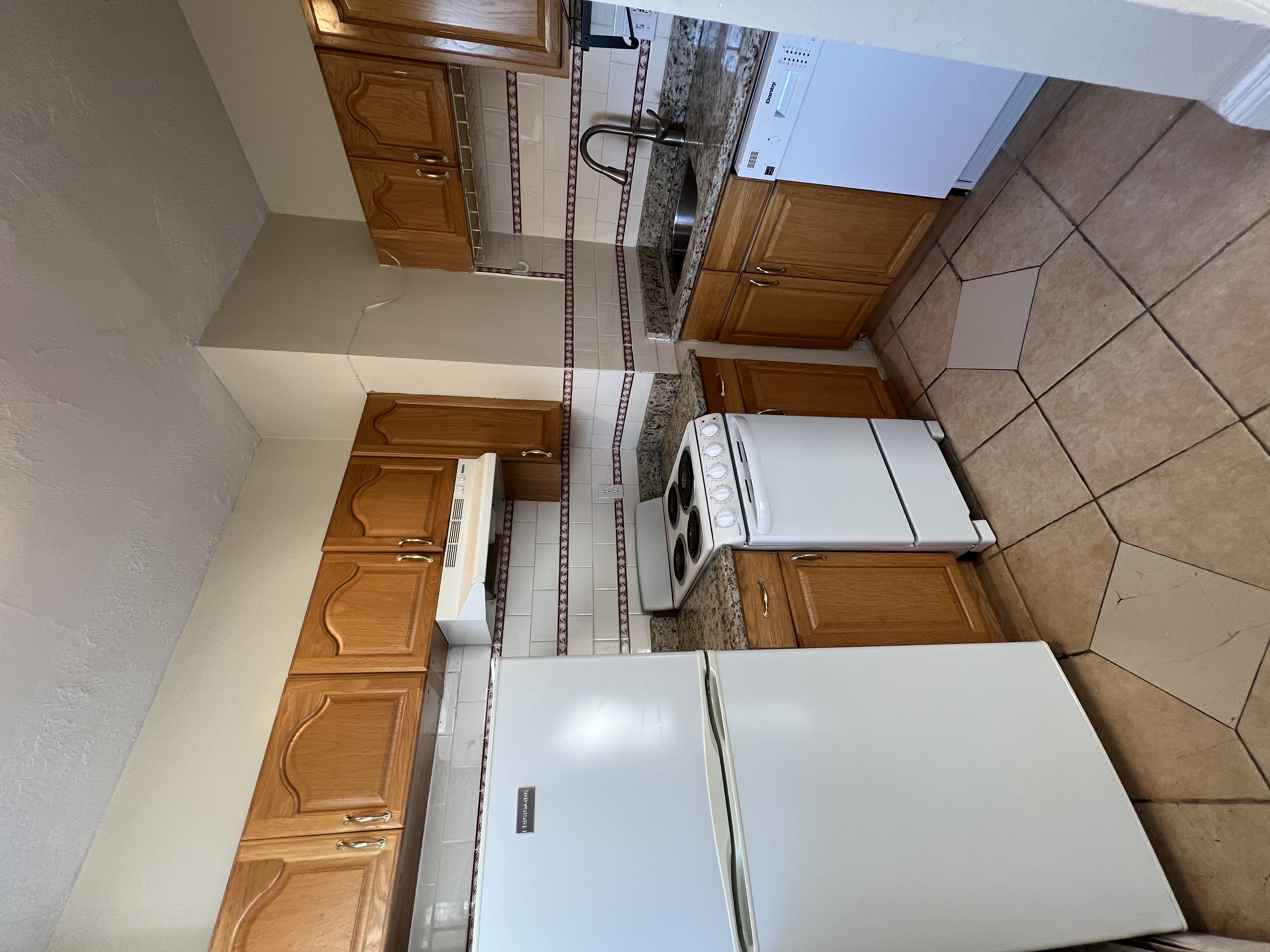 208 Winthrop Rd, Aspinwall Hill