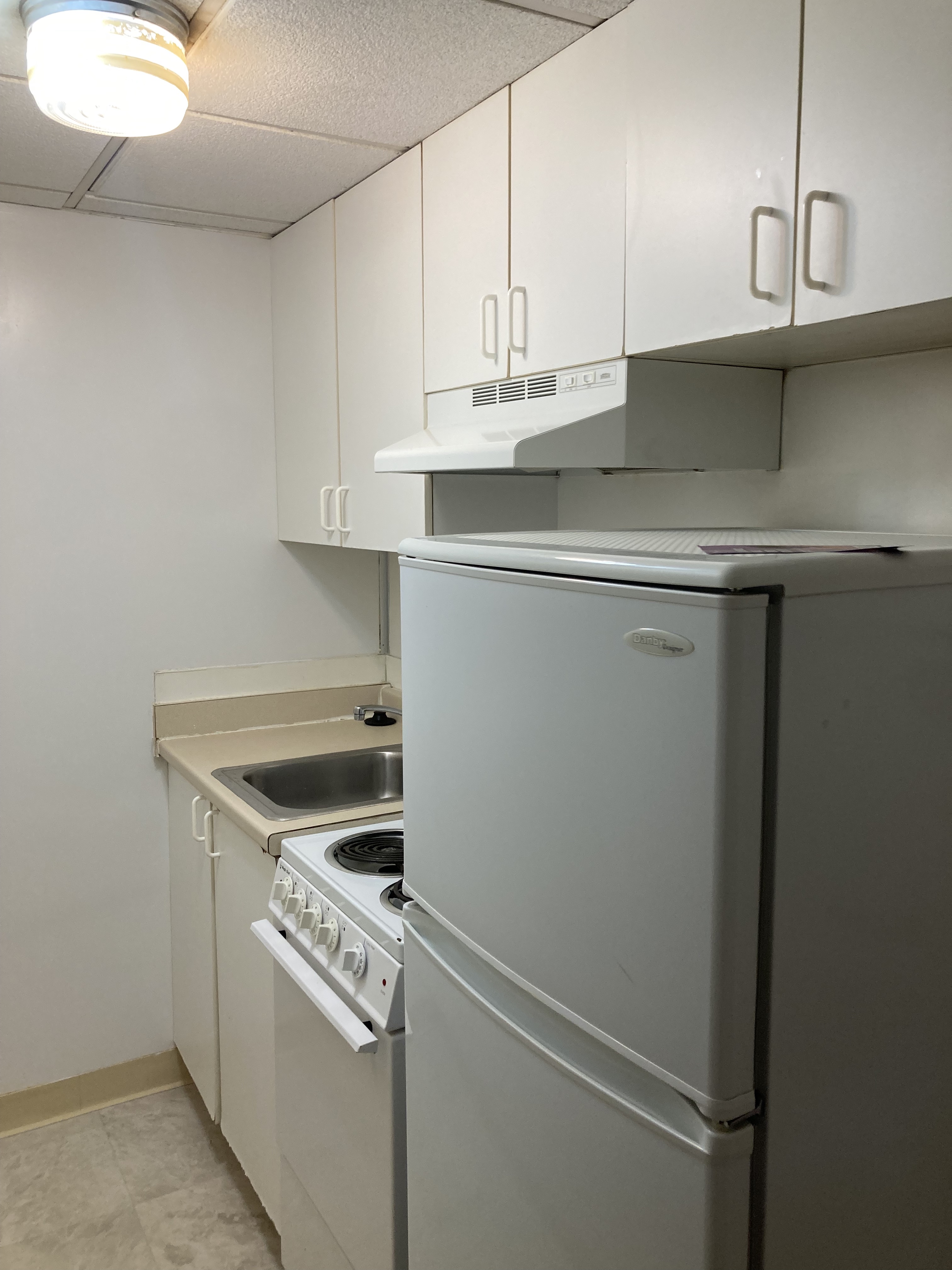 Studio bed, 1 bath apartment for rent at 62 Boylston St Unit 412A, Back Bay — photo 4 of 6
