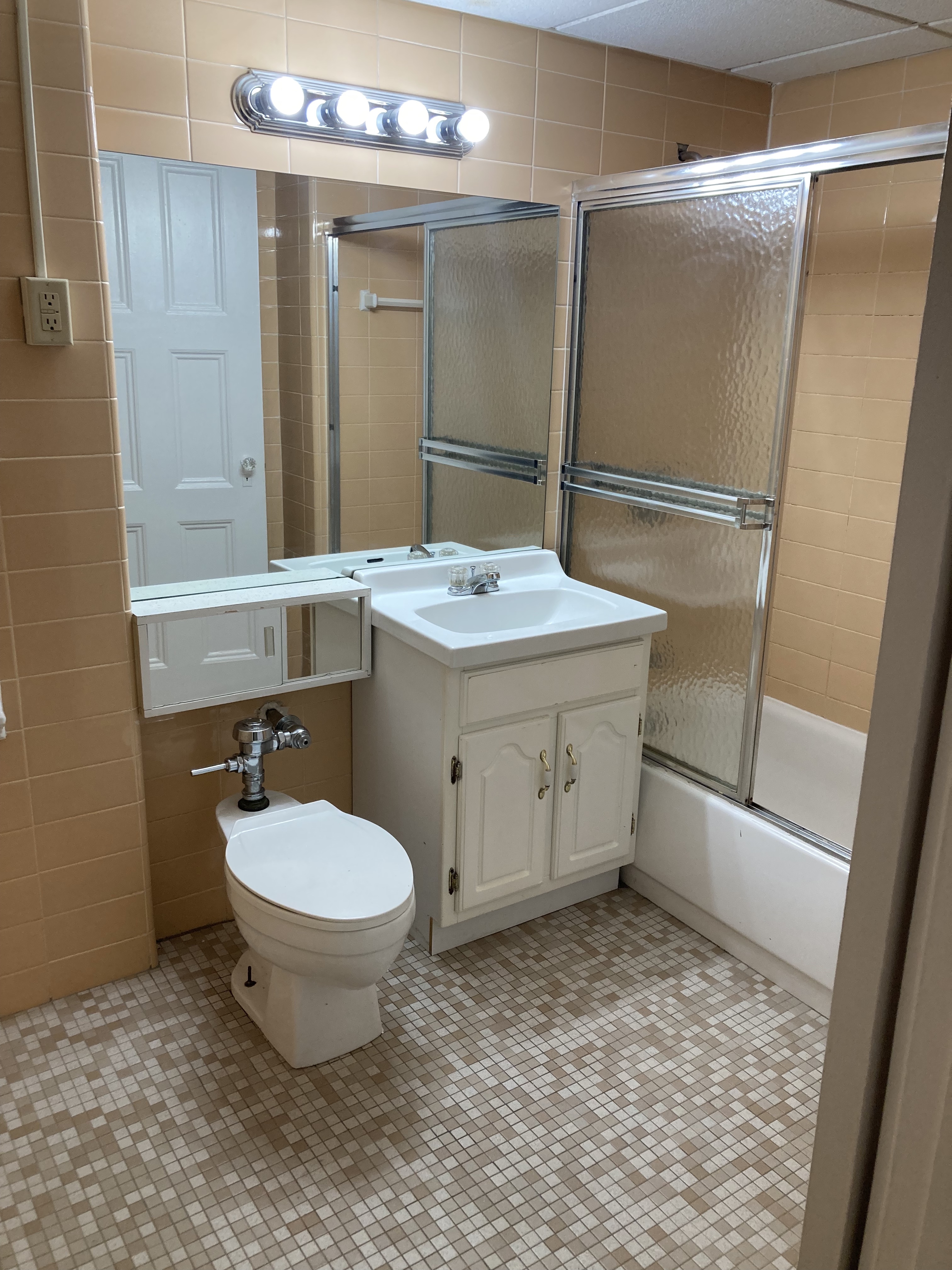 Studio bed, 1 bath apartment for rent at 62 Boylston St Unit 412A, Back Bay — photo 6 of 6