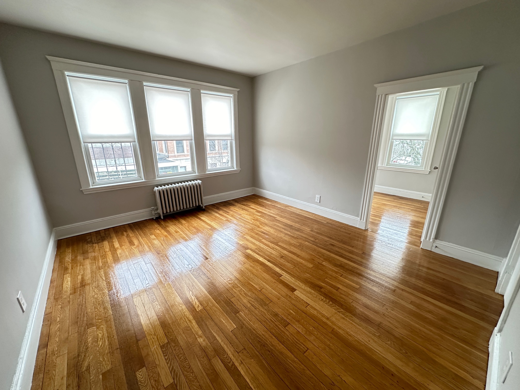 2 bed, 1 bath apartment for rent at 1440 Hyde Park Ave Unit 3R, Hyde Park — photo 1 of 7
