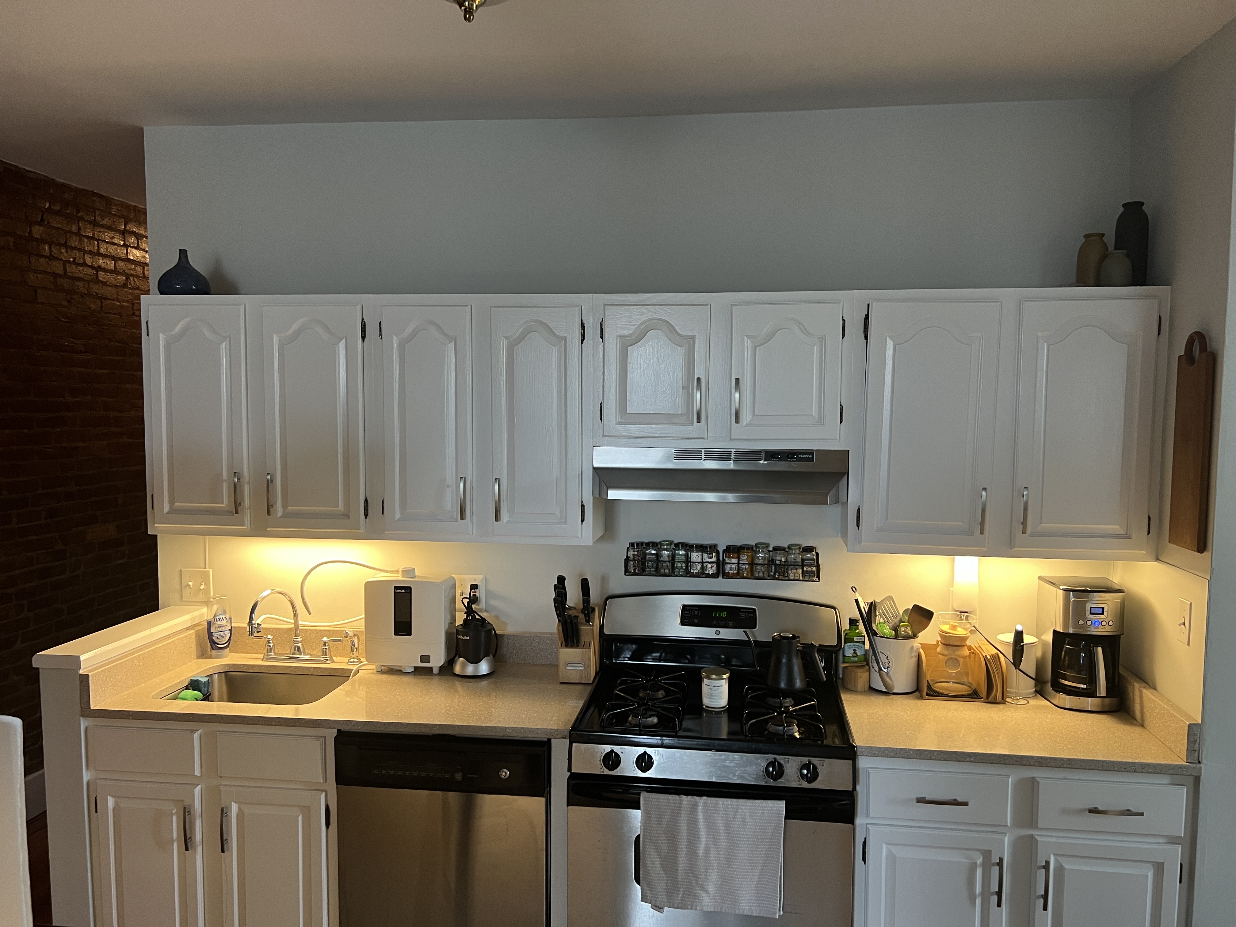 2 bed, 1 bath apartment for rent at 2 Pearl St Unit 5, Charlestown — photo 6 of 21