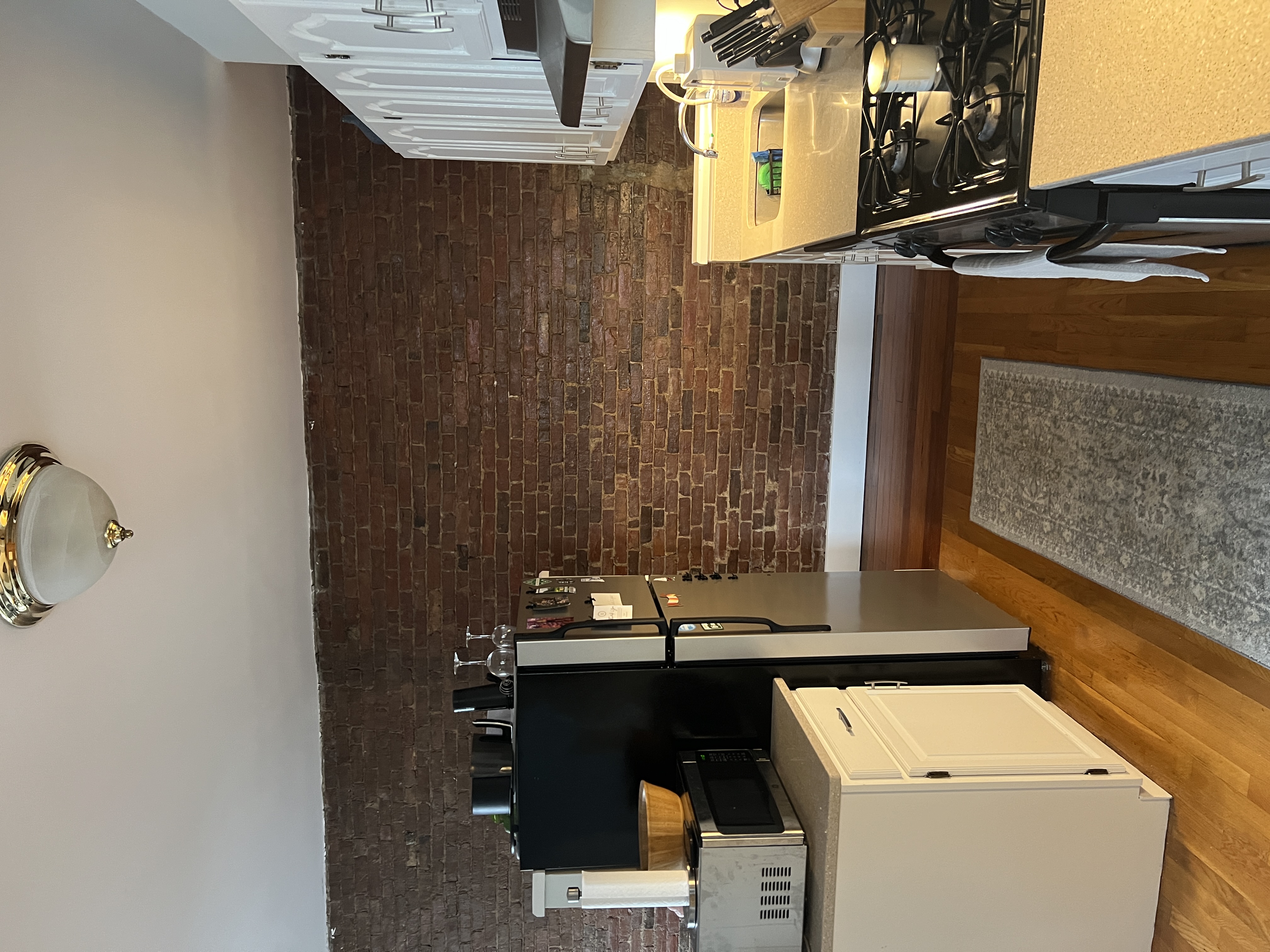 2 bed, 1 bath apartment for rent at 2 Pearl St Unit 5, Charlestown — photo 5 of 21