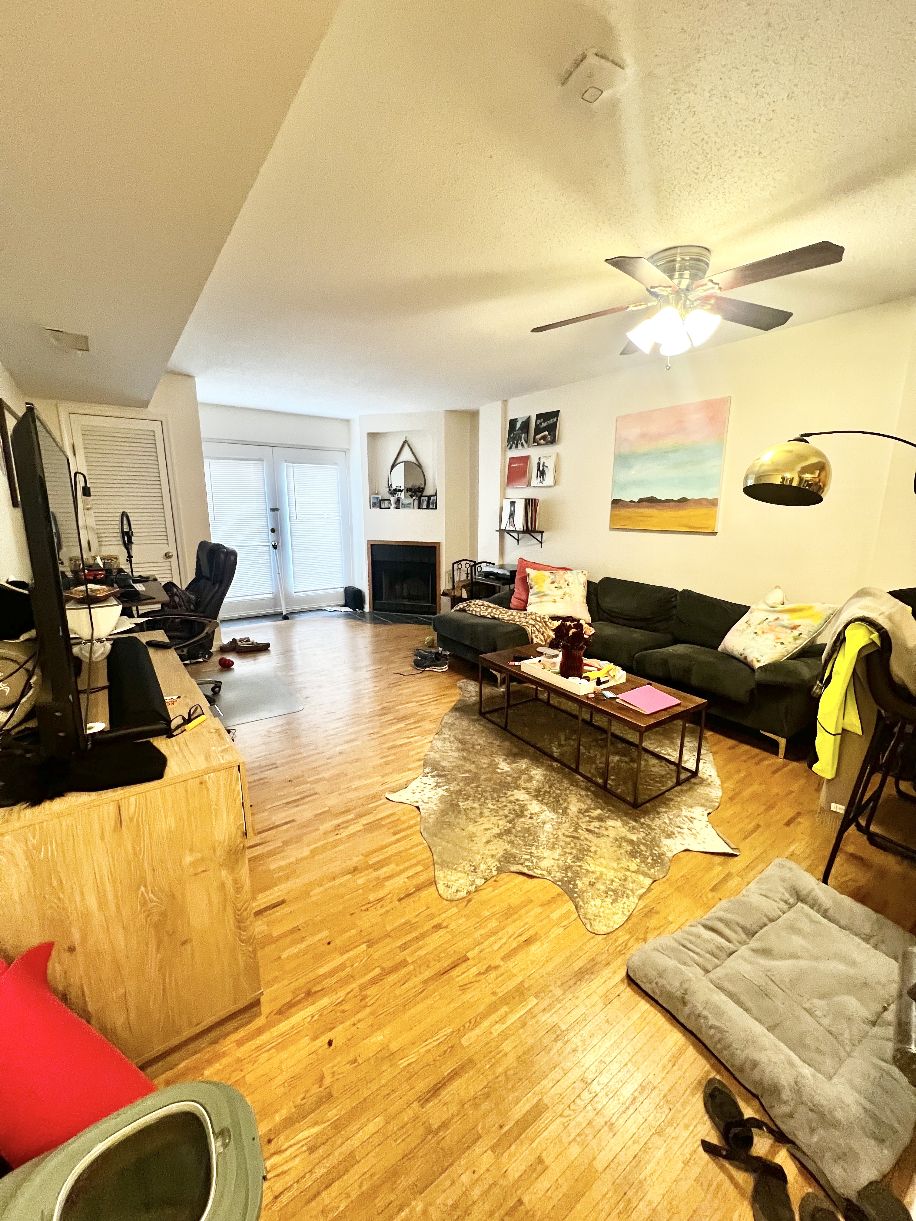 1 bed, 1 bath apartment for rent at 340 Franklin St Unit 103, Riverside — photo 4 of 10