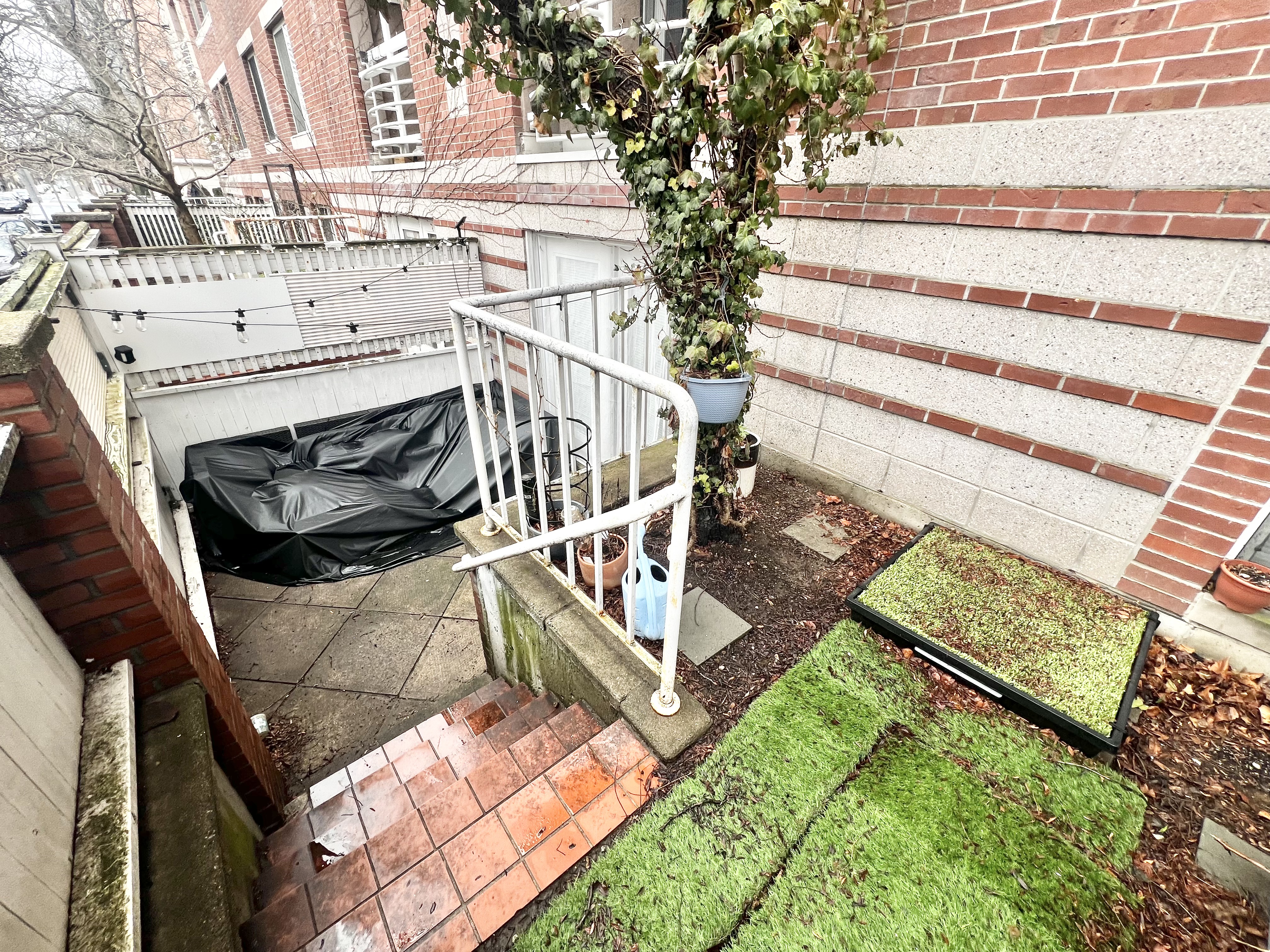 1 bed, 1 bath apartment for rent at 340 Franklin St Unit 103, Riverside — photo 8 of 10