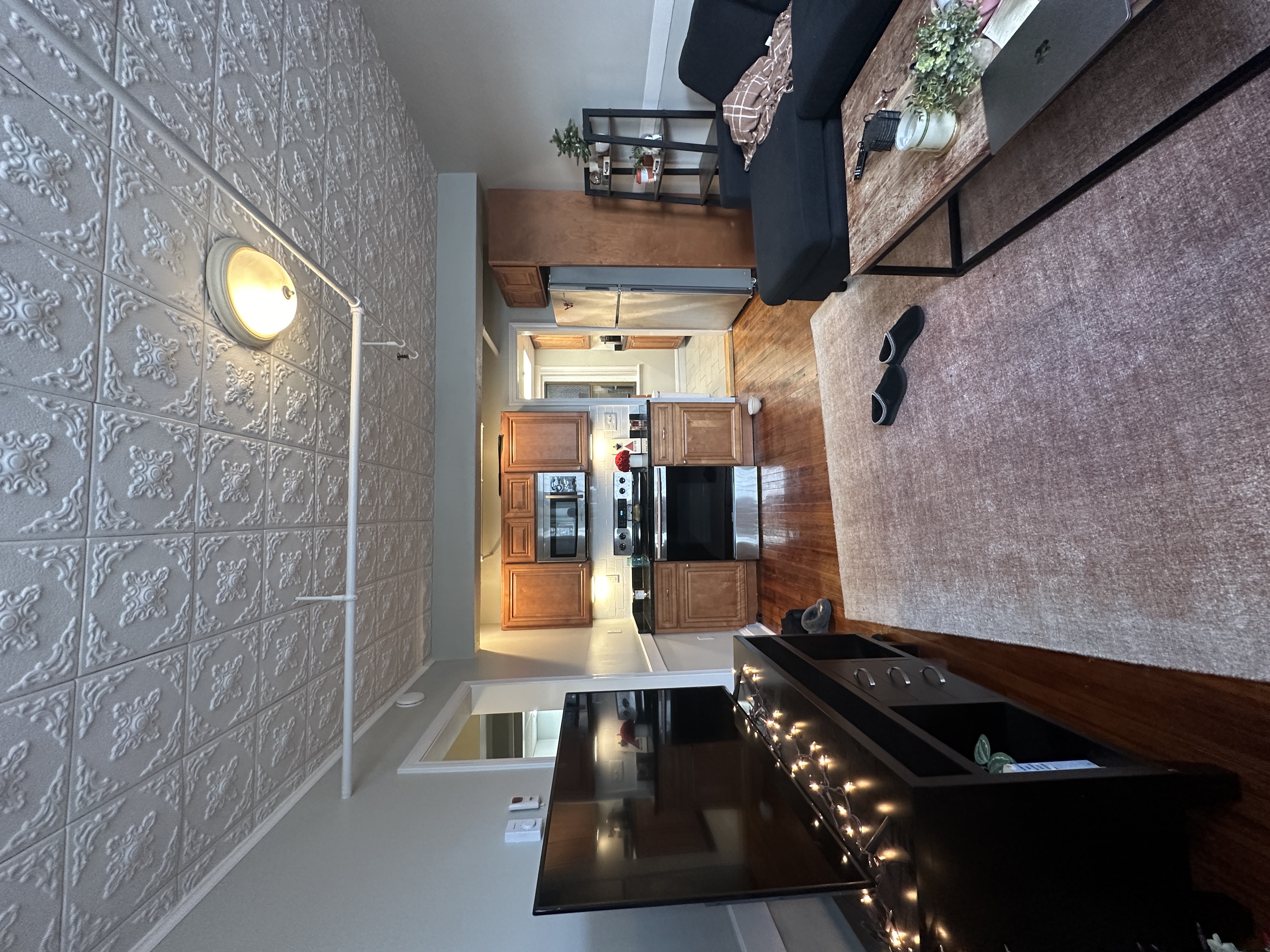 2 bed, 1 bath apartment for rent at 73 Park Dr Unit B, Fenway