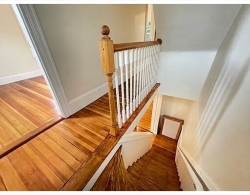 3 bed, 1 bath apartment for rent at 121 Independence Ave Unit 1, Quincy — photo 2 of 6