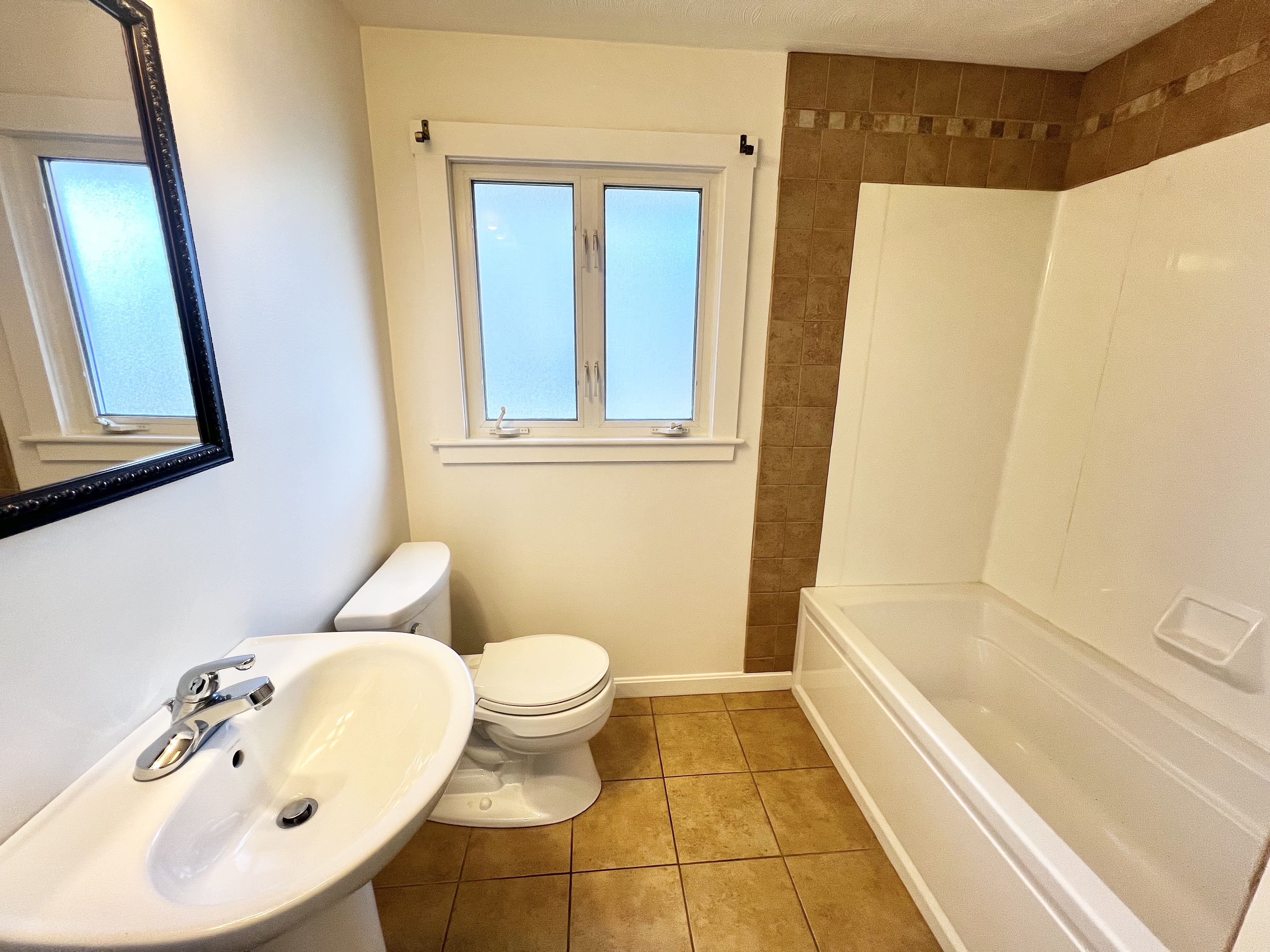 3 bed, 1 bath apartment for rent at 216 Elsie Rd Unit 1, Brockton — photo 13 of 28