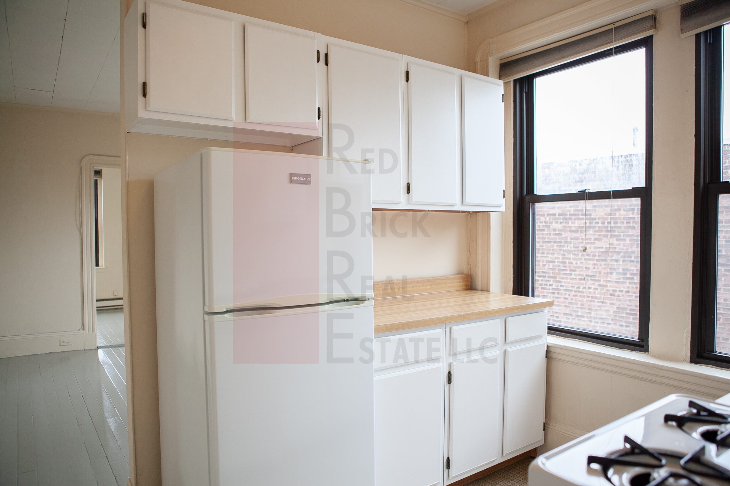 1 bed, 1 bath apartment for rent at 82 West Cedar St Unit 8, Beacon Hill — photo 7 of 8