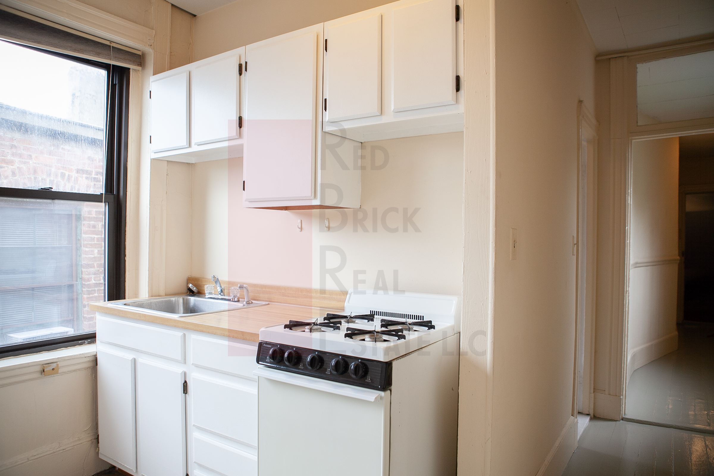 1 bed, 1 bath apartment for rent at 82 West Cedar St Unit 8, Beacon Hill — photo 1 of 8