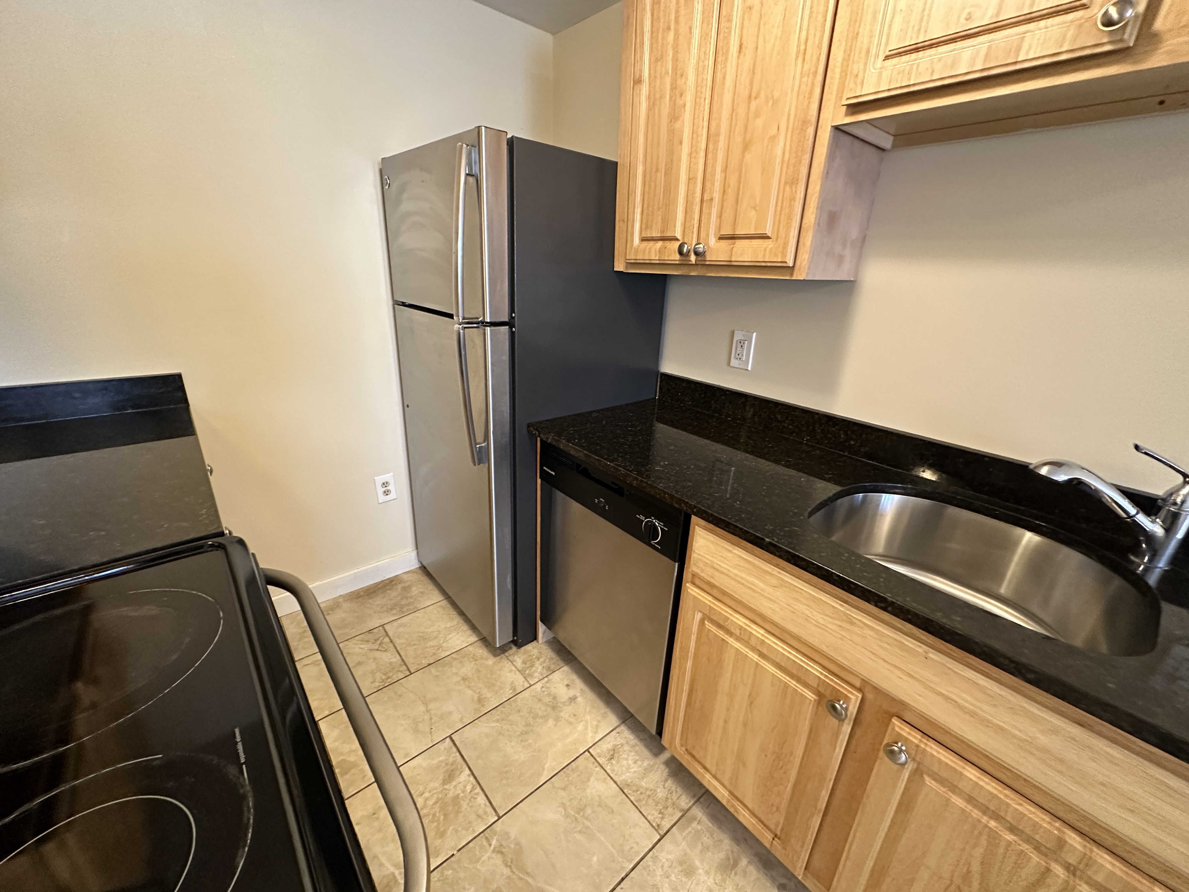 1 bed, 1 bath apartment for rent at 385 Dorchester St Unit B4-CF, South Boston — photo 7 of 17