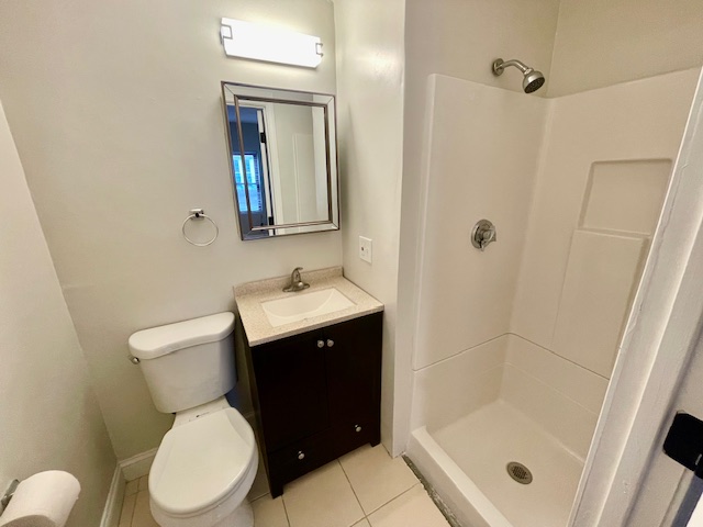 2 bed, 1 bath apartment for rent at 25 Fleet St Unit 2, North End — photo 12 of 14