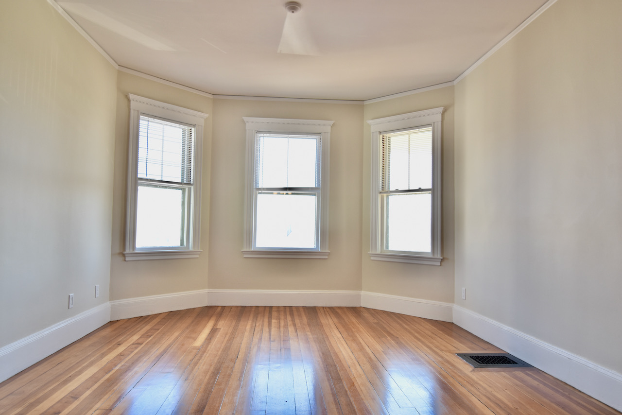 2 bed, 1 bath apartment for rent at 53 Robinson Unit 2, Dorchester — photo 3 of 16