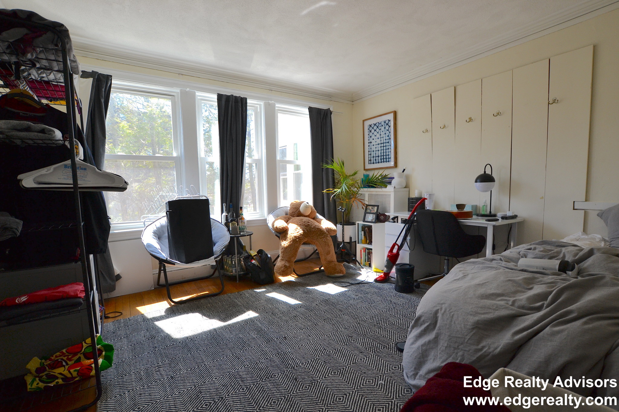 5 bed, 1.5 bath apartment for rent at 29 Manet Rd Unit 1, Chestnut Hill (Newton) — photo 10 of 13