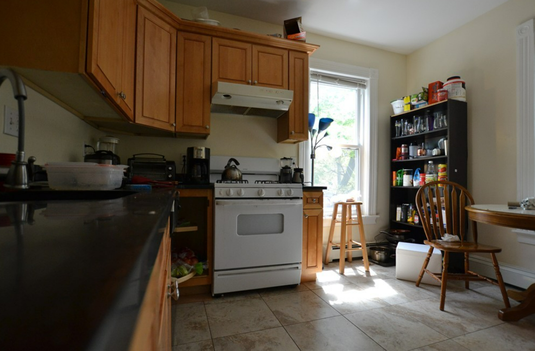6 bed, 2.5 bath apartment for rent at 8 Sparhawk St Unit 2, Brighton — photo 5 of 10