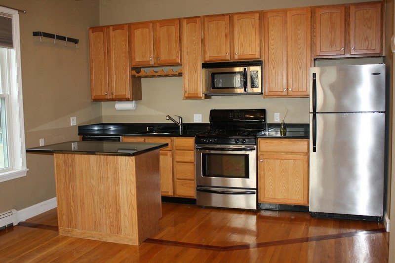 2 bed, 1 bath apartment for rent at 137 Dorchester St Unit 1B, South Boston — photo 3 of 13