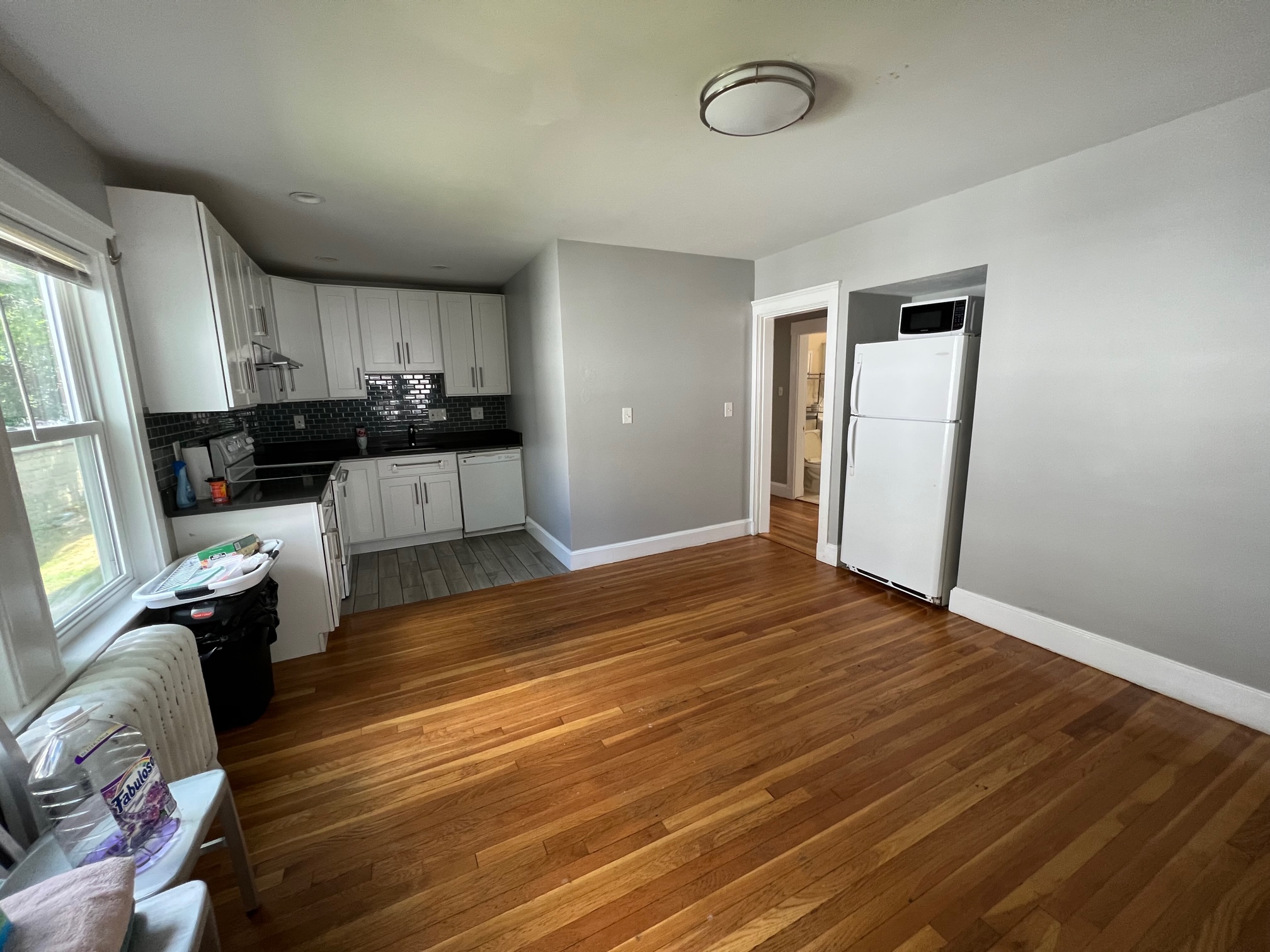 4 bed, 2 bath apartment for rent at 25 Gerald Rd Unit 1, Brighton — photo 2 of 7