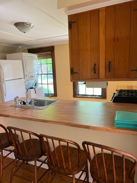 3 bed, 1 bath apartment for rent at 156 North St Unit 156, Weymouth — photo 3 of 19