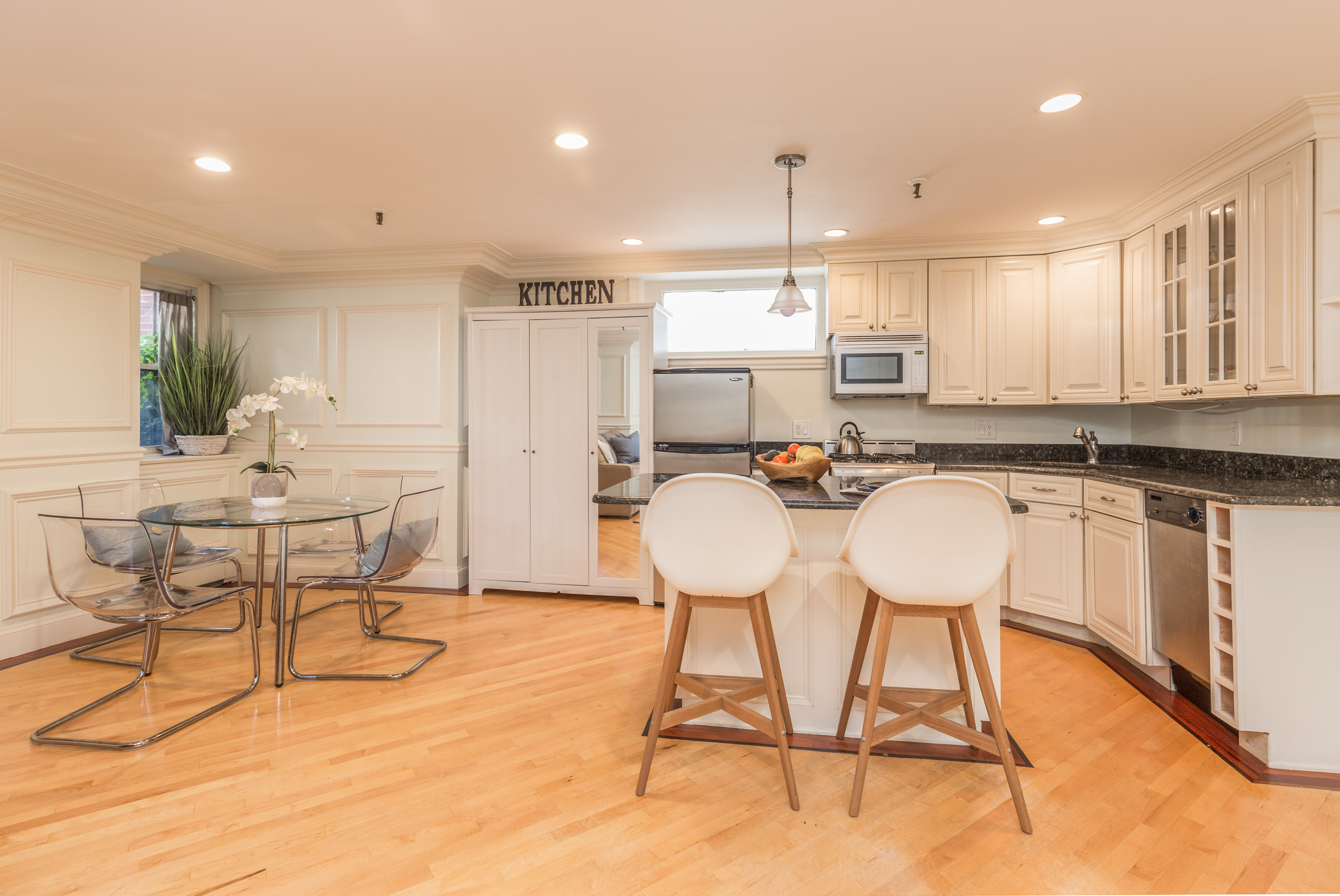 1 bed, 1 bath apartment for rent at 20 Gloucester St Unit Bd, Back Bay — photo 8 of 15
