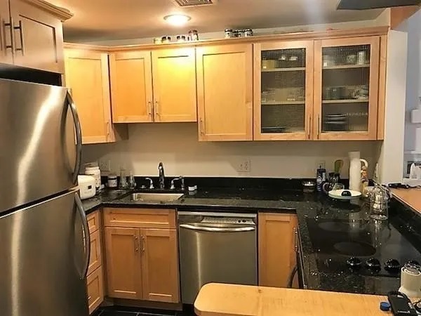 2 bed, 2.5 bath apartment for rent at 287 Hanover St Unit 5-1, North End — photo 12 of 20