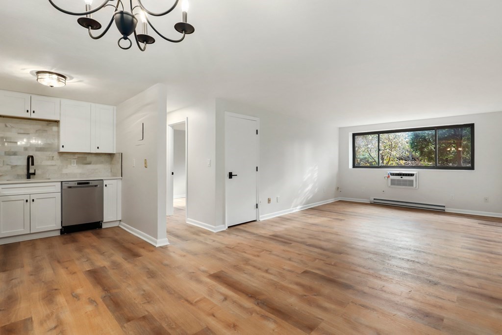 1 bed, 1 bath apartment for rent at 1325 Worcester Rd Unit C1, Framingham — photo 4 of 13
