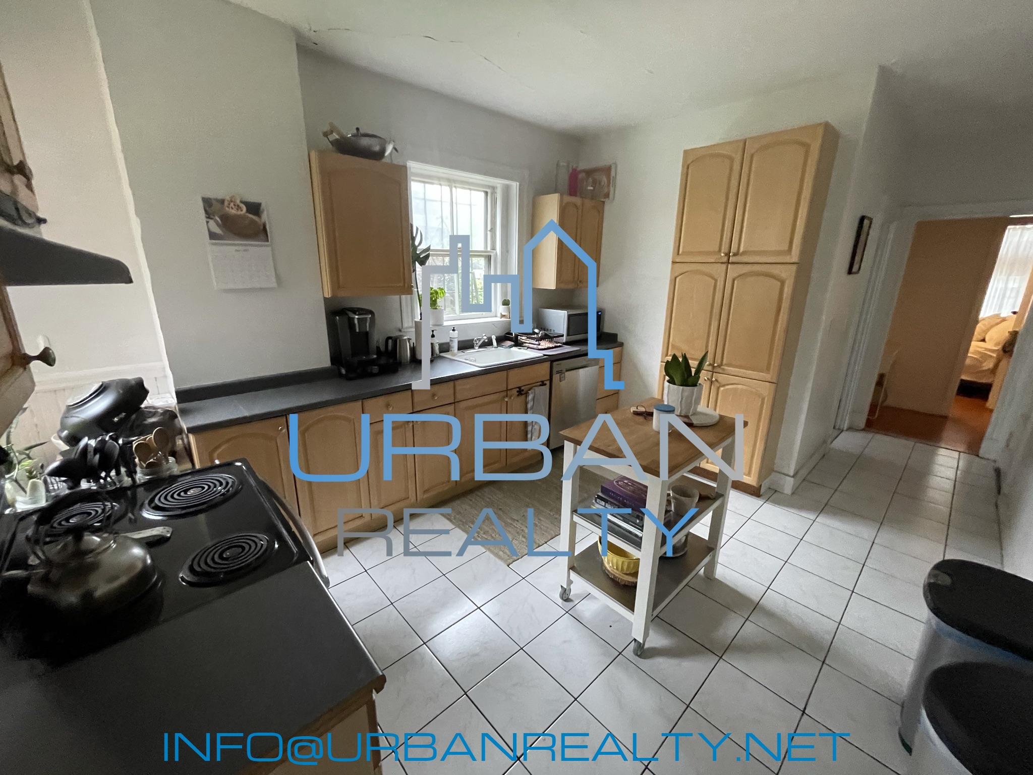 3 bed, 2 bath apartment for rent at 1821 Beacon St Unit 1, Washington Square — photo 6 of 17