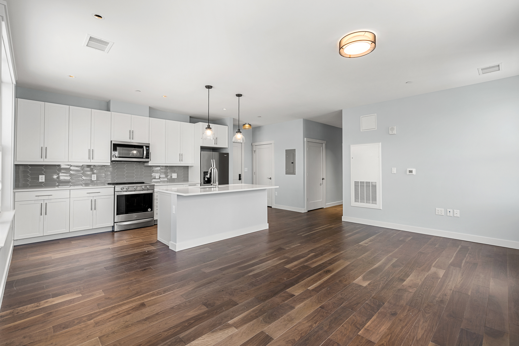 2 bed, 2 bath apartment for rent at 136 Babcock St Unit 214, Longwood — photo 7 of 18