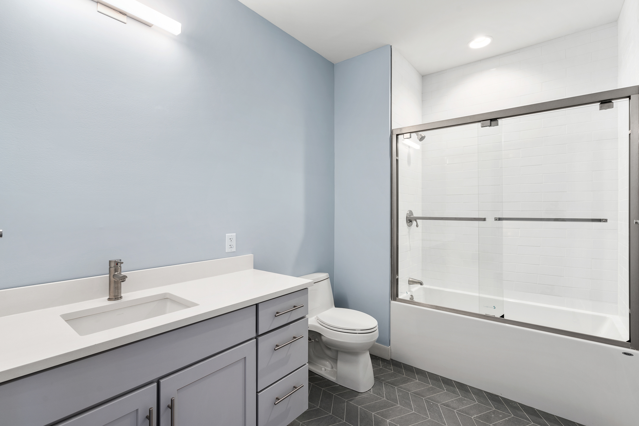 Studio bed, 1 bath apartment for rent at 136 Babcock St Unit 207, Coolidge Corner — photo 3 of 16