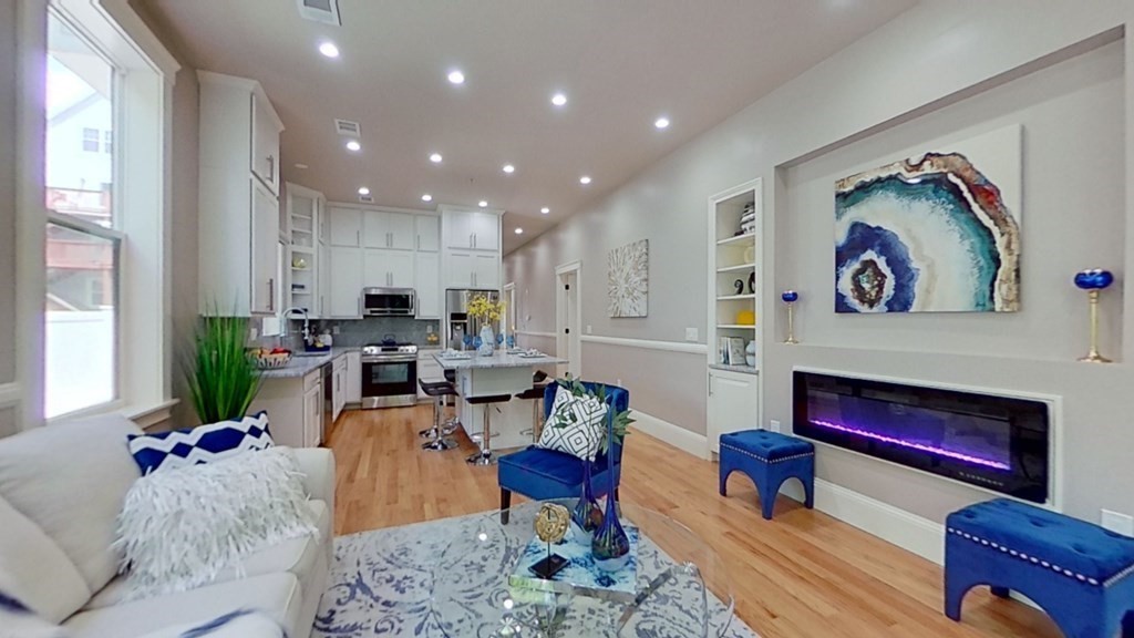3 bed, 2 bath apartment for rent at 51 Hamilton St Unit Unit 2, Dorchester — photo 2 of 8