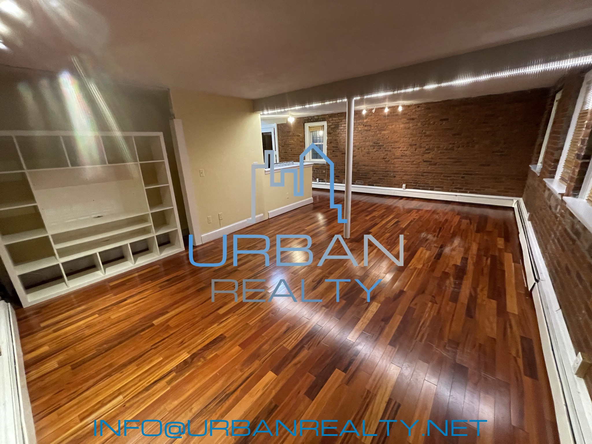 2 bed, 1 bath apartment for rent at 39 South St Unit B1, Brighton — photo 3 of 14