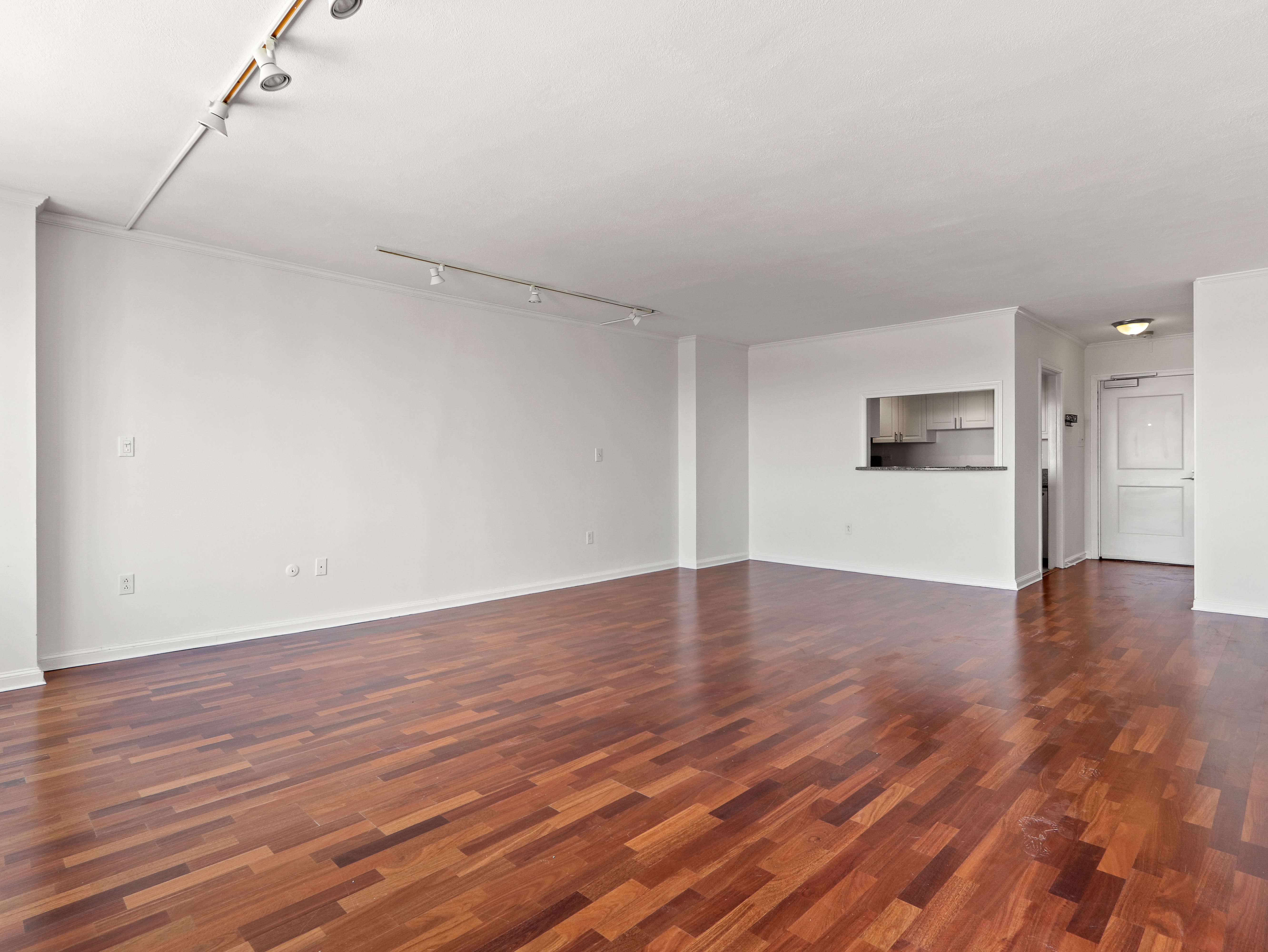 1 bed, 1 bath apartment for rent at 8 Whittier Pl Unit 14J, West End — photo 3 of 32