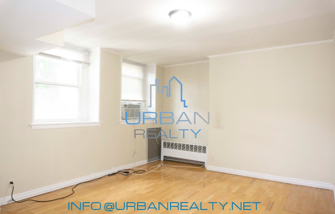 1 bed, 1 bath apartment for rent at 59 Strathmore Rd Unit 1A, Brighton — photo 1 of 5