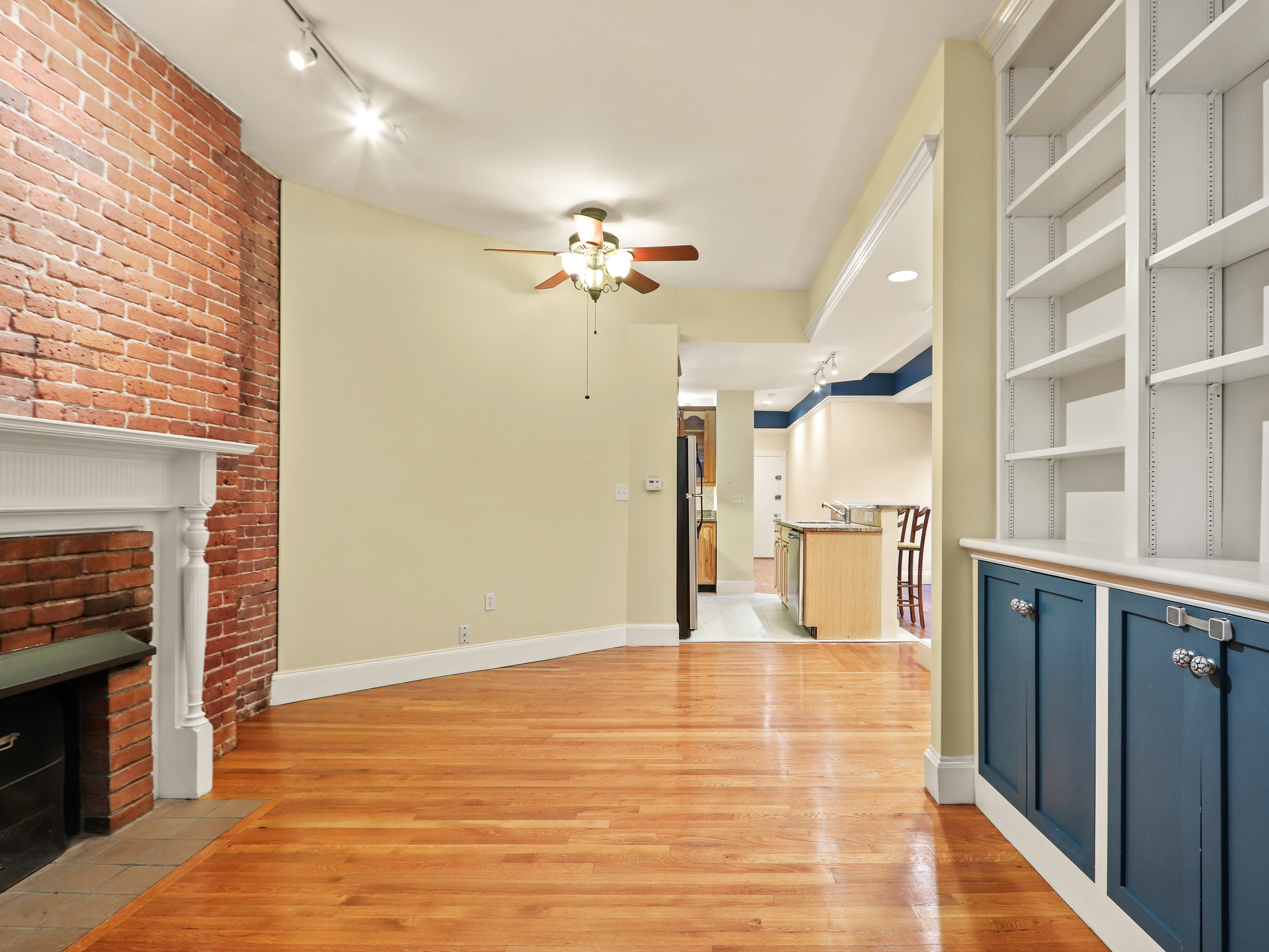2 bed, 1 bath apartment for rent at 36 Hancock St Unit 1B, Beacon Hill — photo 10 of 16