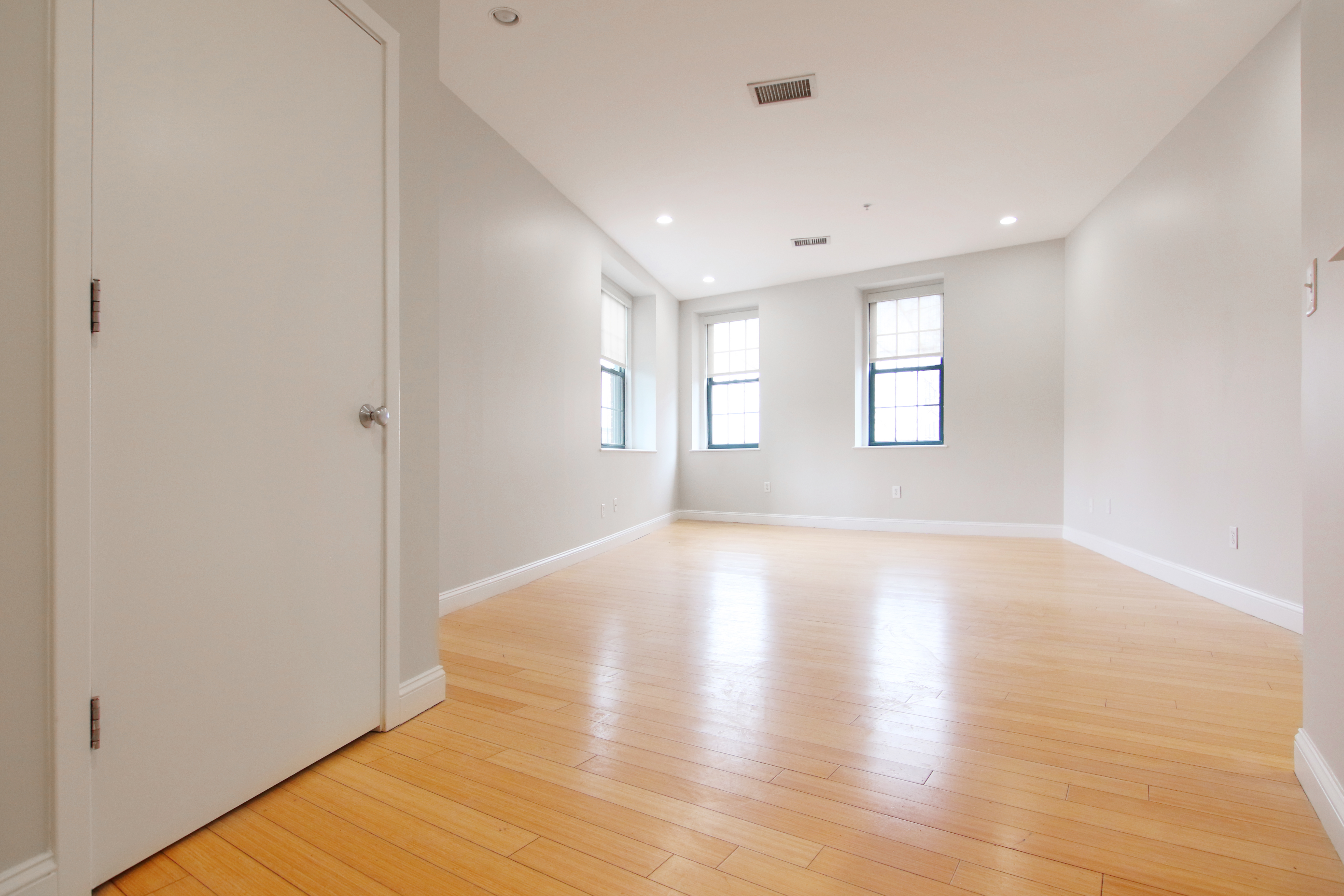 2 bed, 2 bath apartment for rent at 490 Harrison Ave Unit 205, South End — photo 2 of 5