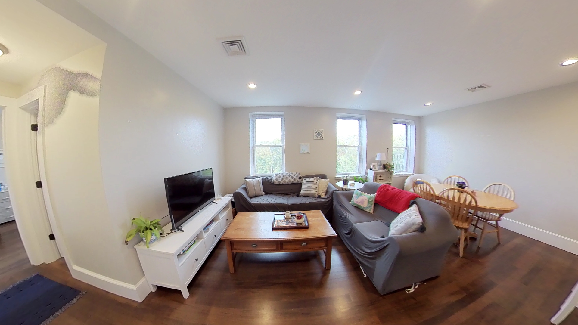 3 bed, 2 bath apartment for rent at 1415 Commonwealth Unit 503, Brighton — photo 2 of 7