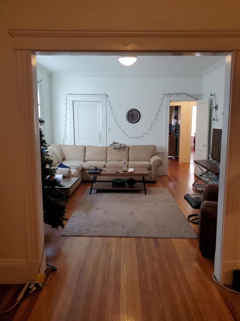 3 bed, 1 bath apartment for rent at 88 Davis Ave Unit 1, Brookline Village — photo 5 of 13