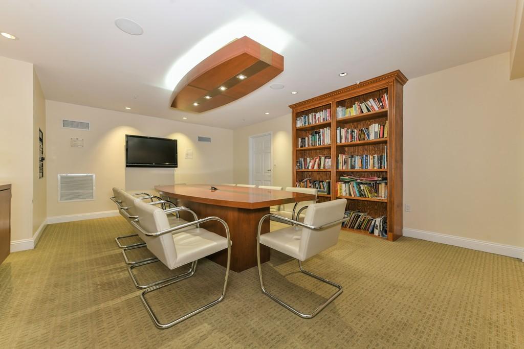 1 bed, 1 bath apartment for rent at 20 Chapel St Unit 903, Longwood — photo 9 of 12