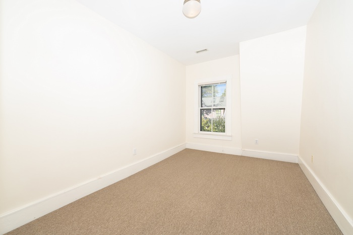 4.5 bed, 2 bath apartment for rent at 29 Mount Pleasant St Unit A, Porter Square — photo 10 of 16
