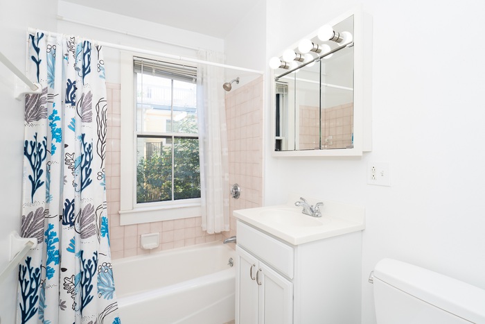 4.5 bed, 2 bath apartment for rent at 29 Mount Pleasant St Unit A, Porter Square — photo 13 of 16