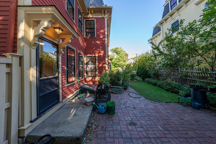 4.5 bed, 2 bath apartment for rent at 29 Mount Pleasant St Unit A, Porter Square — photo 15 of 16