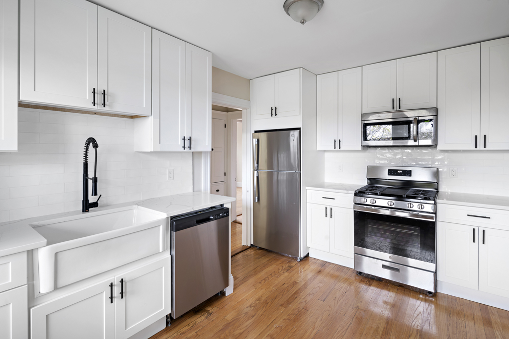 4 bed, 2 bath apartment for rent at 23 Thelma Rd Unit 3, Dorchester — photo 3 of 20