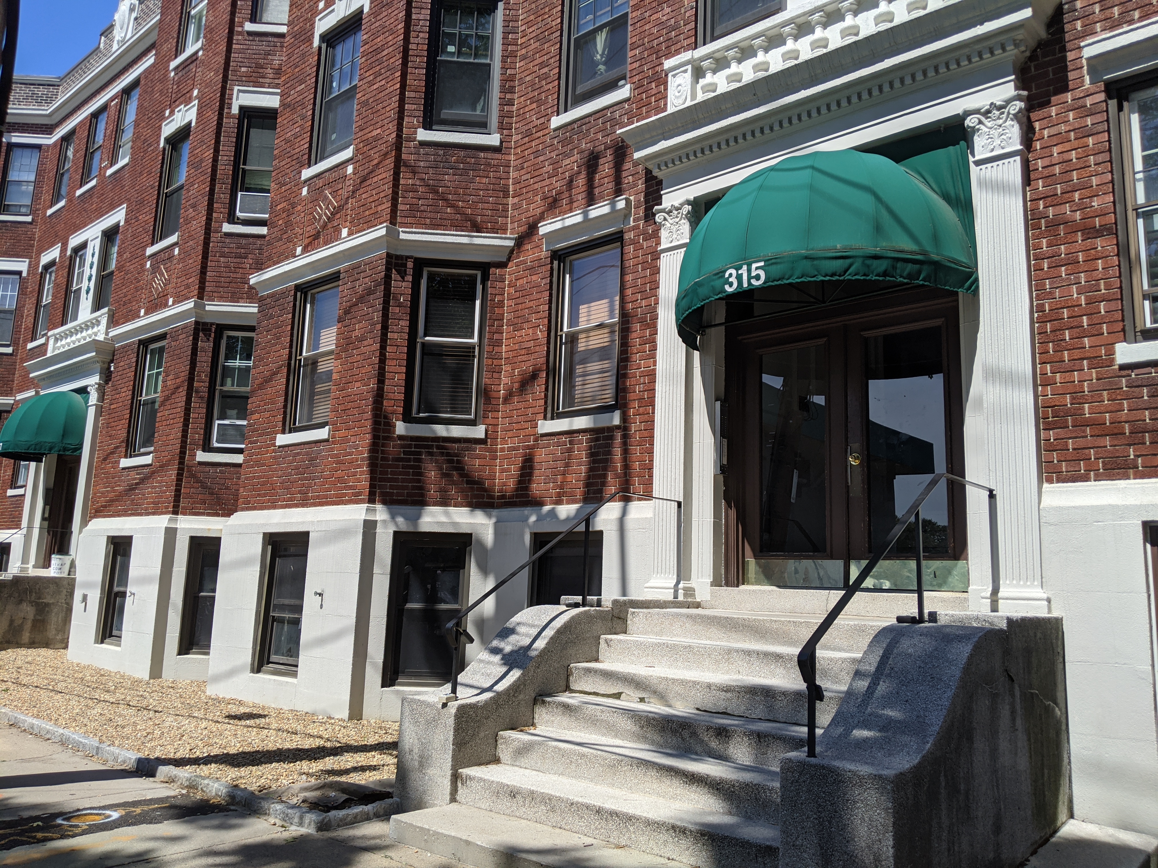 2 bed, 1 bath apartment for rent at 315 Allston St Unit 7, Brighton — photo 7 of 7