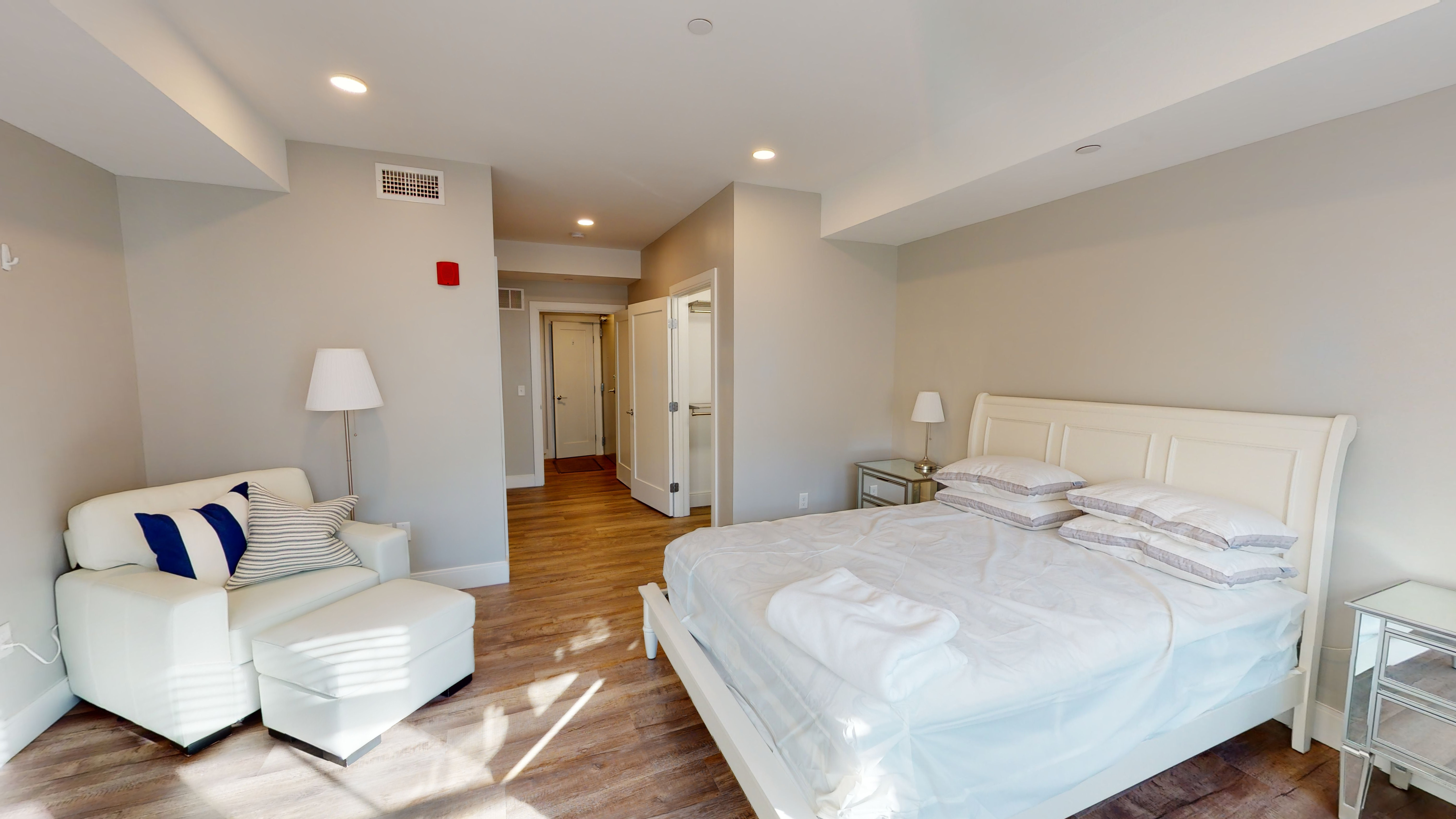 4 bed, 2 bath apartment for rent at 253 Walden St Unit 201, Porter Square — photo 9 of 23