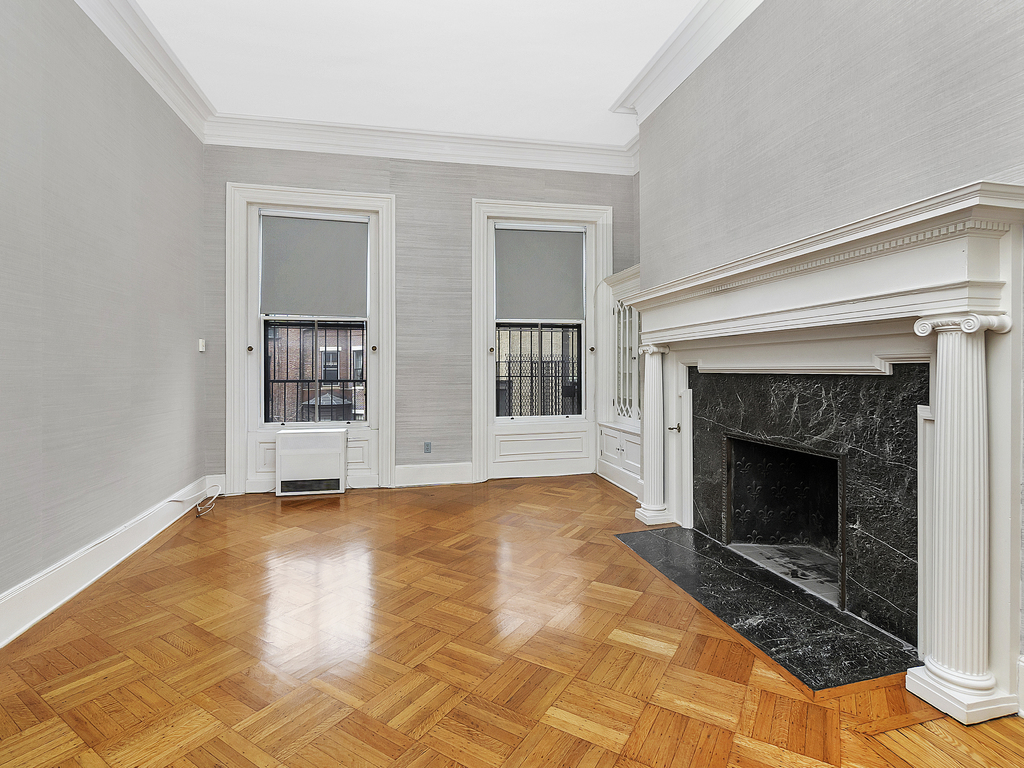 2 bed, 2 bath apartment for rent at 41 Commonwealth Ave Unit 5, Back Bay — photo 10 of 12