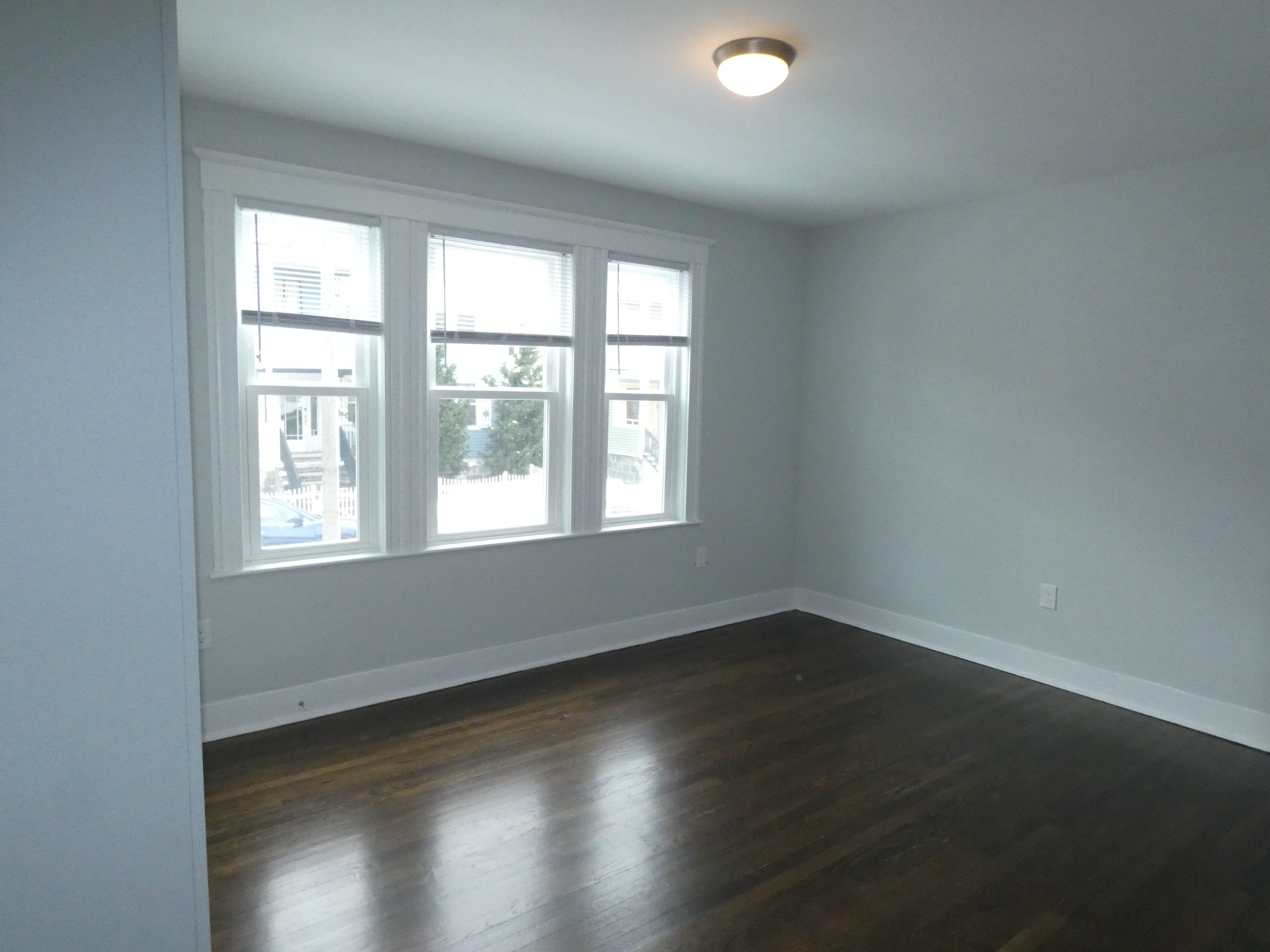 3 bed, 2 bath apartment for rent at 62 Whitten St Unit 3, Dorchester — photo 4 of 28