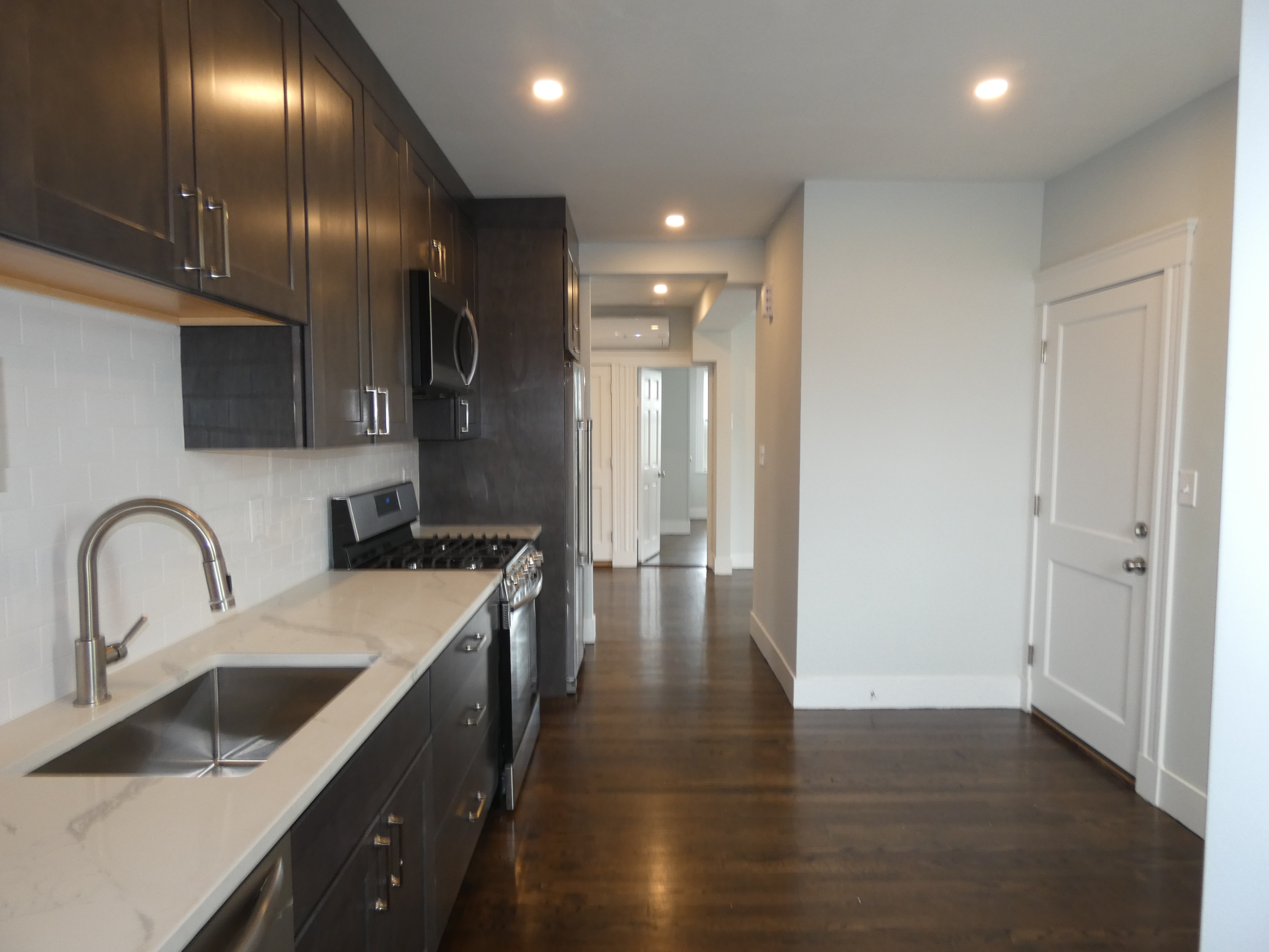 3 bed, 2 bath apartment for rent at 62 Whitten St Unit 3, Dorchester — photo 27 of 28